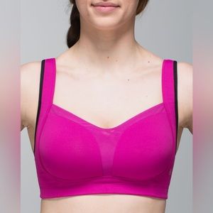 Lululemon Ta Ta Tamer Sports Bra